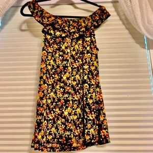 Old Navy black orange yellow floral print ruffle sleeveless tank top shirt